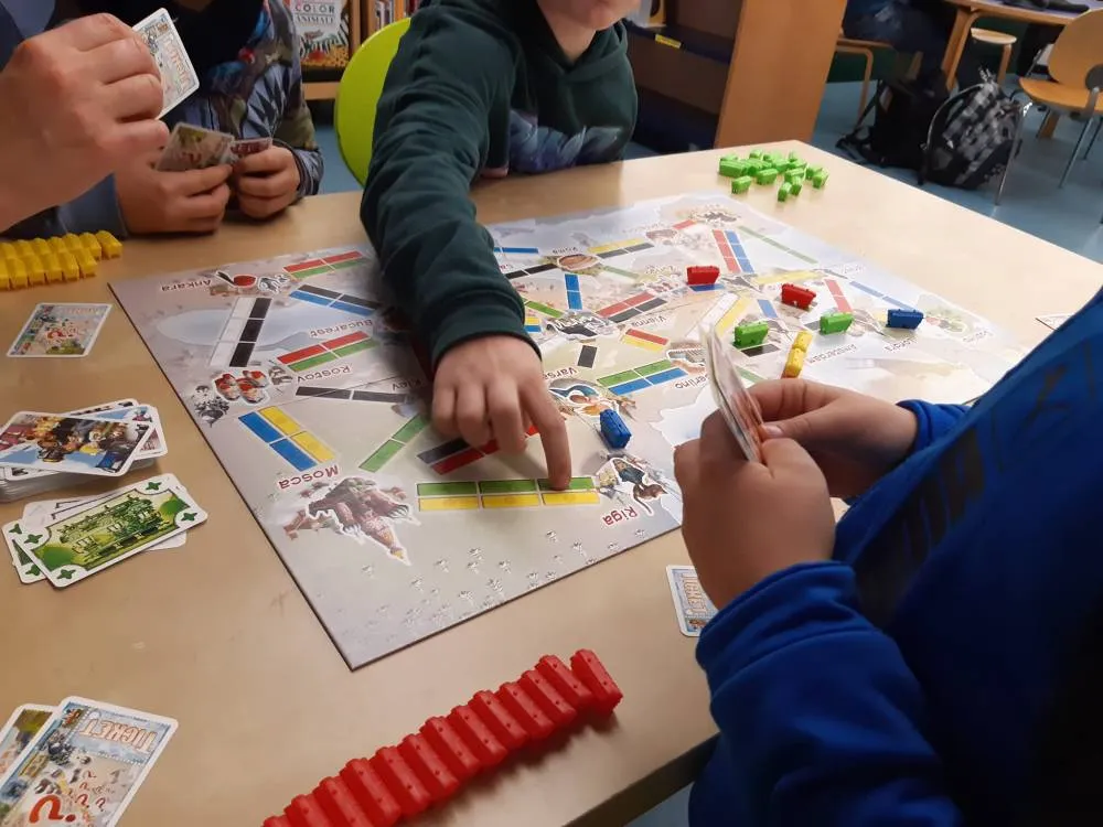 International Games Month 2022: Formazione dei bibliotecari di Bologna e gioco da tavolo nelle biblioteche